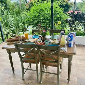  Séjour chez l'habitant Gaestezimmer In Der Zimmer